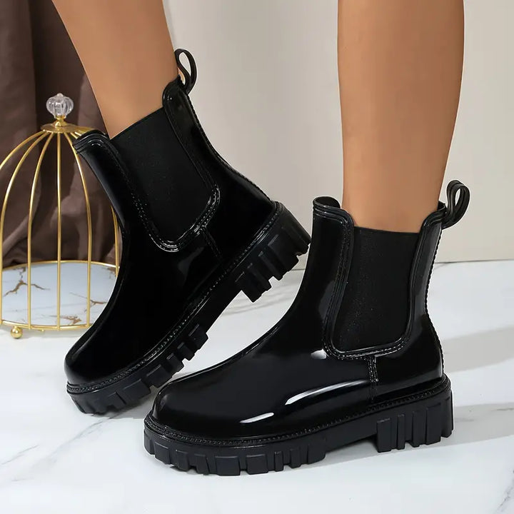 Drune | Stiefel - stilvolle schwarze Stiefeletten für Damen