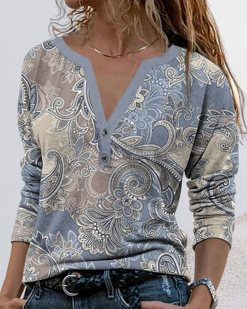 Drune | V-Ausschnitt und Paisley Muster
