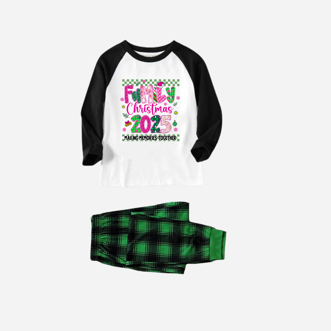 Drune | "Familienweihnachten 2025" Faux Glitter Passende Pyjama-Set - Schwarzes und Weißes Oberteil mit Grünen Karohosen