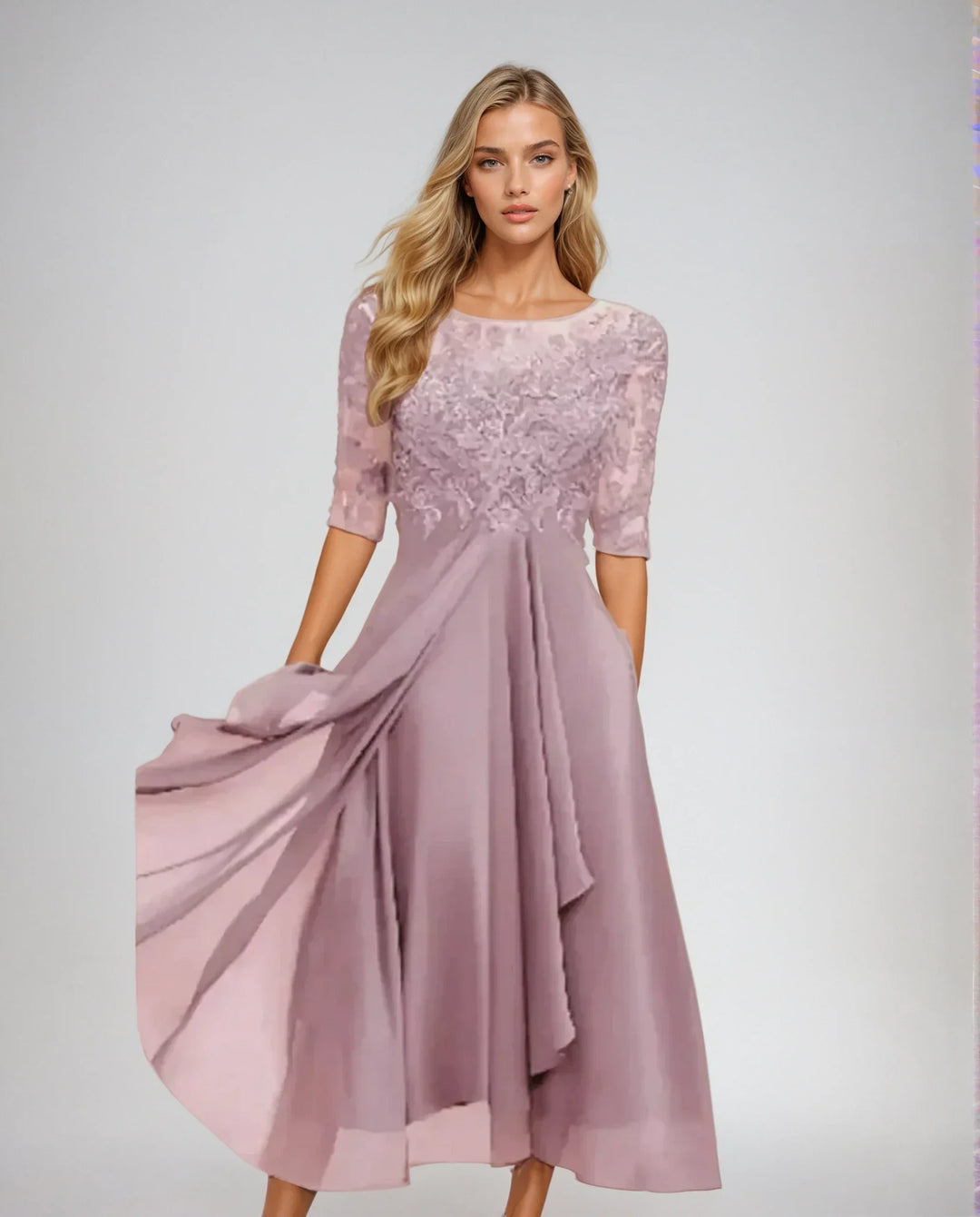 Drune | Anmutiges Detailliertes Fließendes Kleid