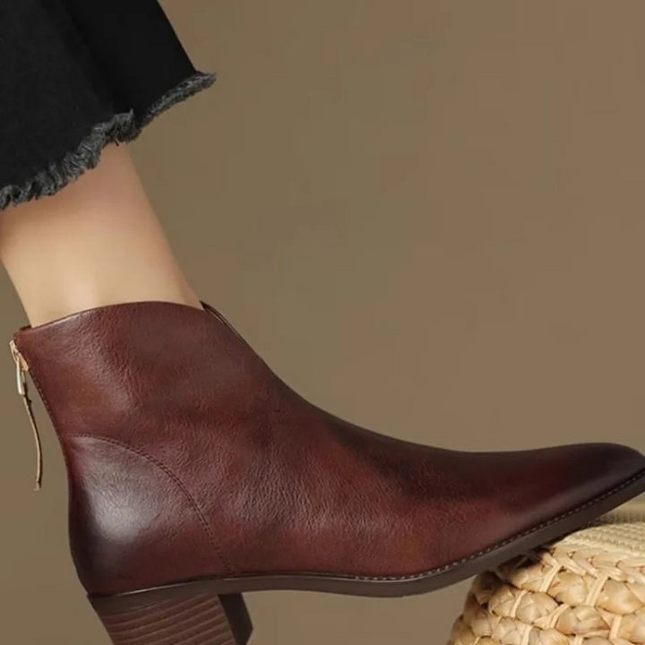 Drune | Stiefeletten Leder Spitze Seitenreißverschluss Blockabsatz Elegante Passform