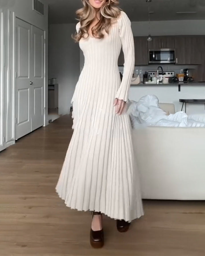 Drune | Rippkleid mit V-Ausschnitt
