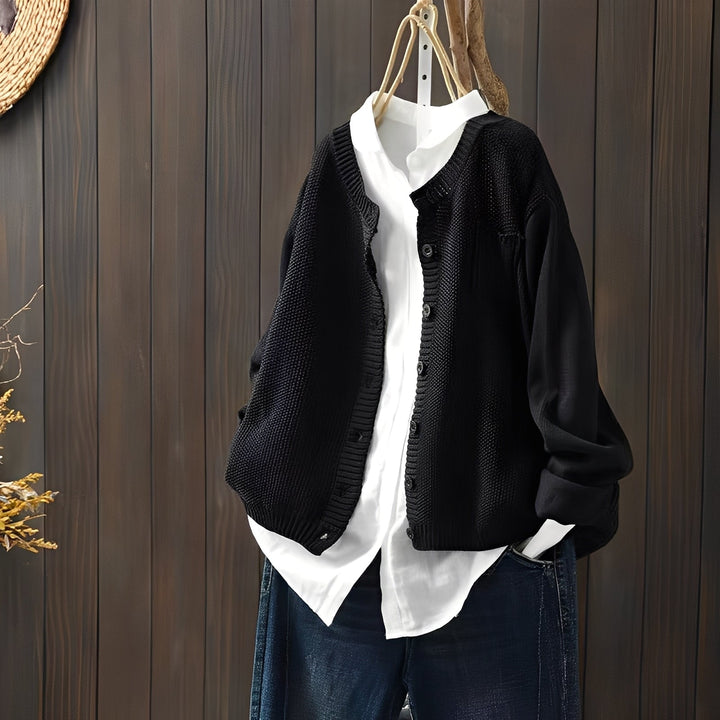 Drune | Klassische, locker sitzende Strickjacke für Frauen