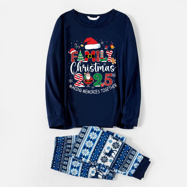 Drune | Freue Blau Weihnachts-Pyjama-Set mit dem Textdruck "Familienweihnachten 2025 Gemeinsam Erinnerungen schaffen"