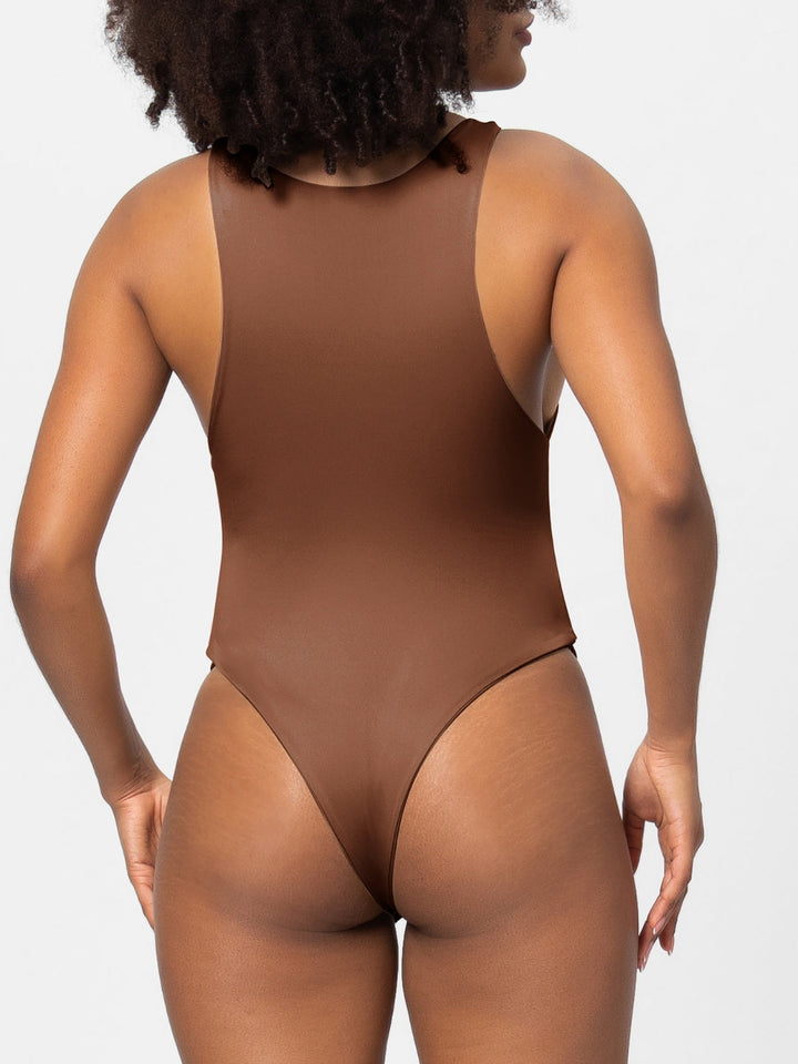Drune | Vollgröße Rundhalsweite Träger Bodysuit