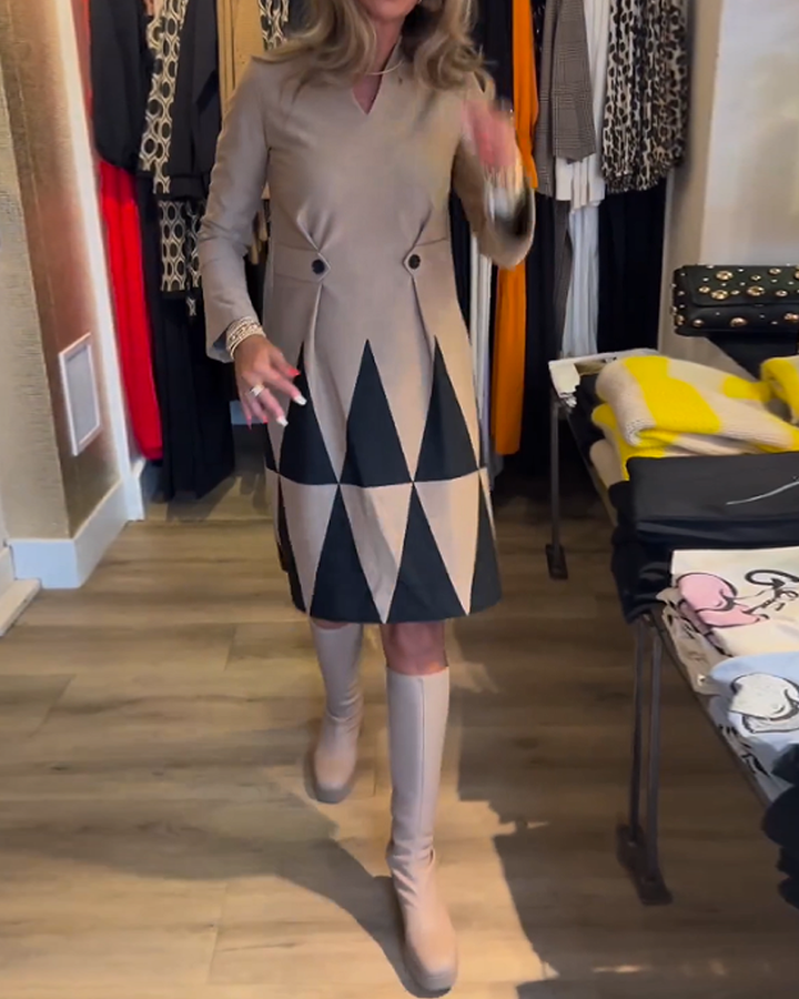 Drune | Kleid mit Geometrischem Print