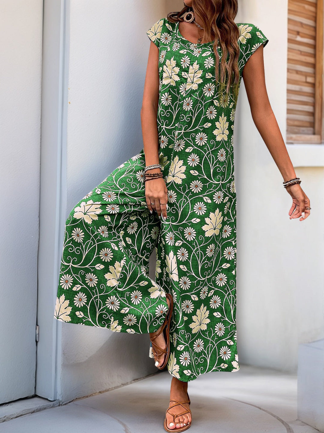 Drune | Lockerer Jumpsuit mit Blumendruck