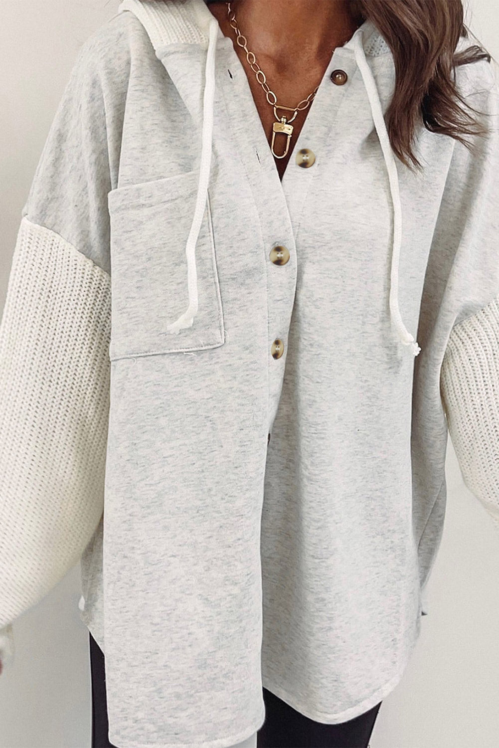 Drune | Langärmelige Bluse mit Kapuze und Knöpfen Baumwollmischung Komfort und Stil