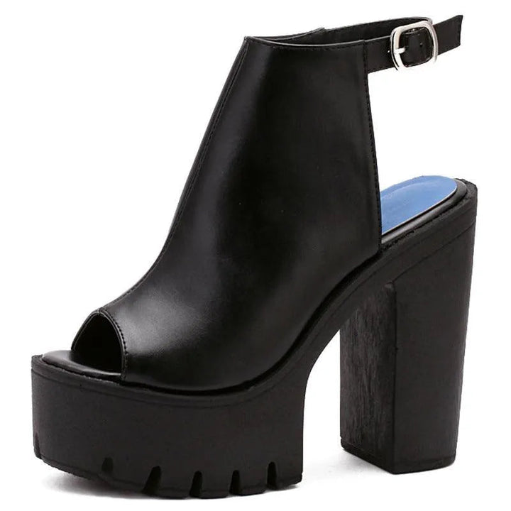 Drune | Sandalen mit dickem Absatz