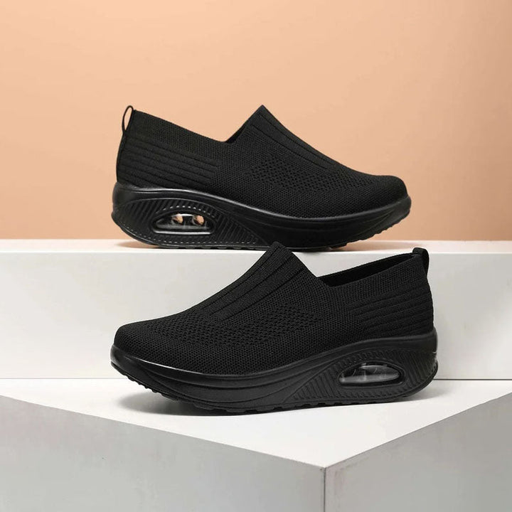 Drune | Atmungsaktive Slip on Sneaker Mit Ergonomischer Sohle Für Damen