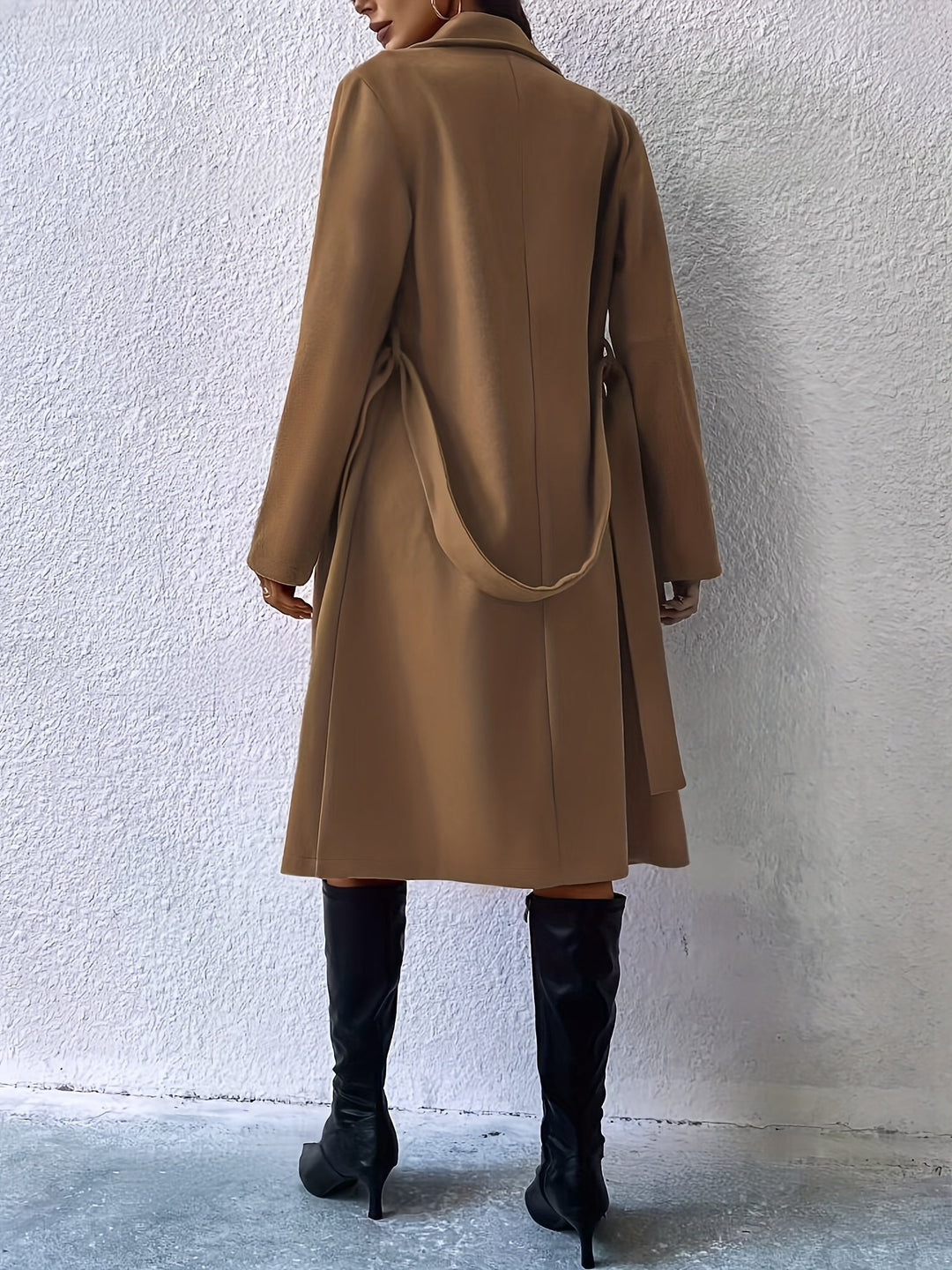 Drune | Trenchcoat mit Gürtel und einfarbigem Polyestermaterial für Frauen Schicke Oberbekleidung für den alltäglichen Gebrauch