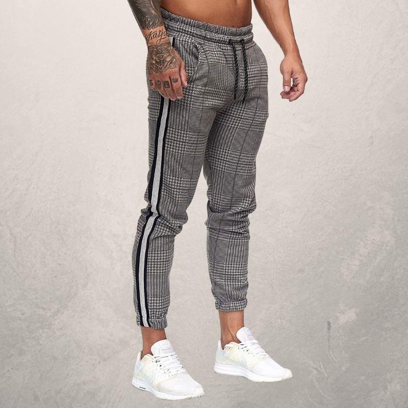 Drune | Jogginghose Slim Fit Elastischer Bund Mit Kordelzug Strukturiertes Material Seitenstreifen