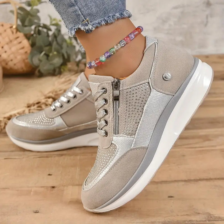 Drune - Glänzende Kristall-Keilsneakers