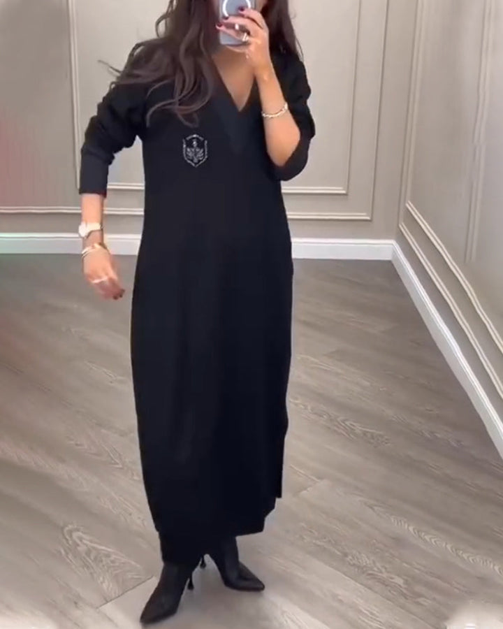 Drune | Kleid mit Seitenschlitz mit V-Ausschnitt