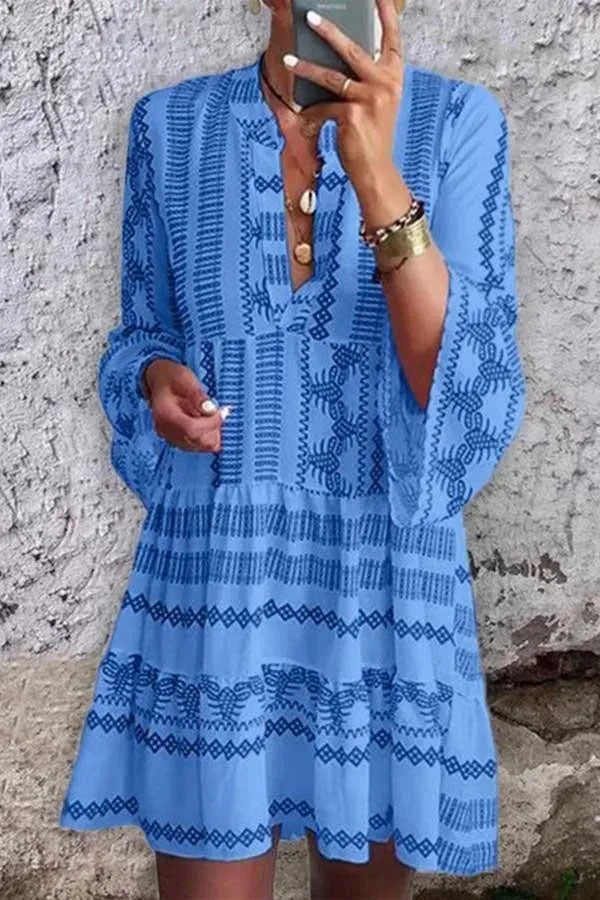 Drune | Print Kleid mit Ausgestellten Ärmeln und Stehkragen