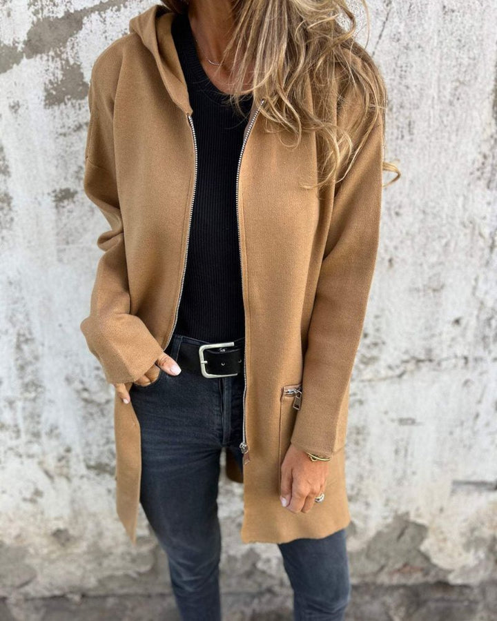 Drune | Langer Cardigan mit minimalistischer Prägung