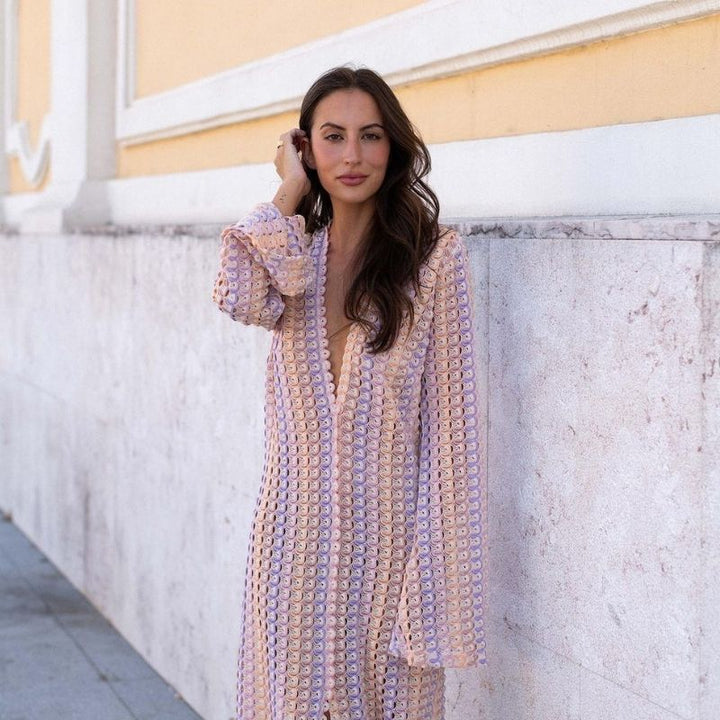 Langärmliges Häkel-Maxikleid mit Streifenmuster