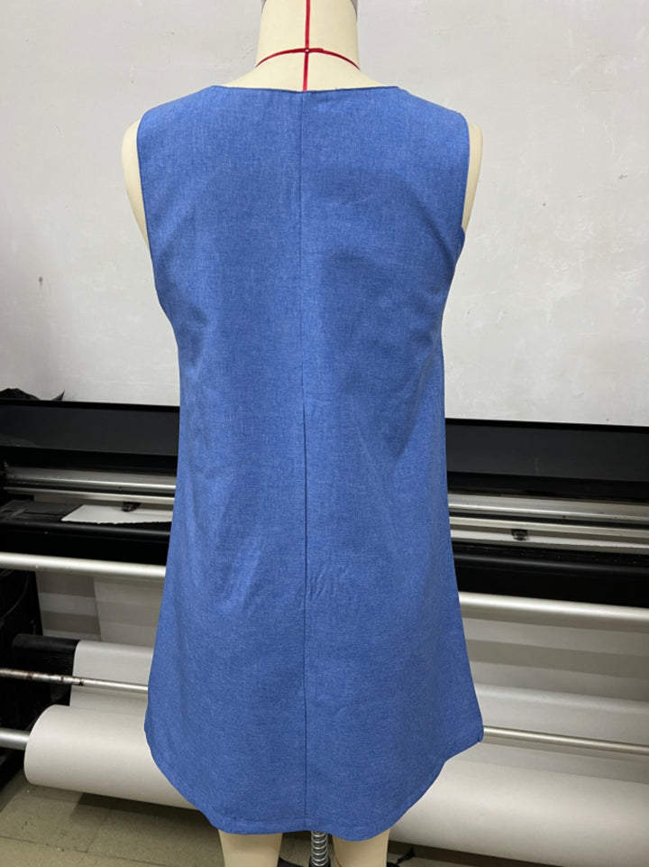 Drune | Ärmelloses Kleid mit Rundhalsausschnitt und Weste mit Knöpfen