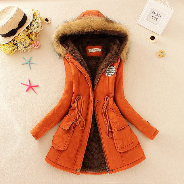 Damen taillierter Kapuzenparka mit Teddyfutter und Kunstfellbesatz Drune