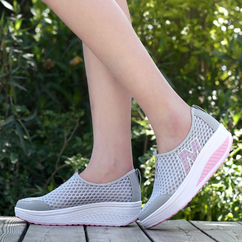Damen nan leichter Netz-Slipper mit ergonomischer Keilsohle und stoßdämpfender Zwischensohle Drune