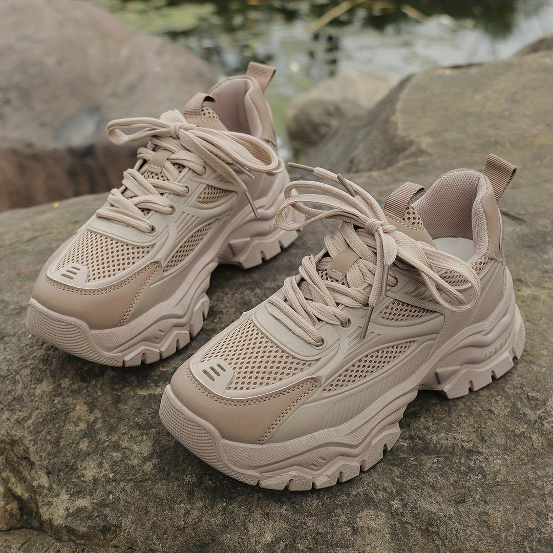 Drune | Plateau Sneakers mit Modernem Look