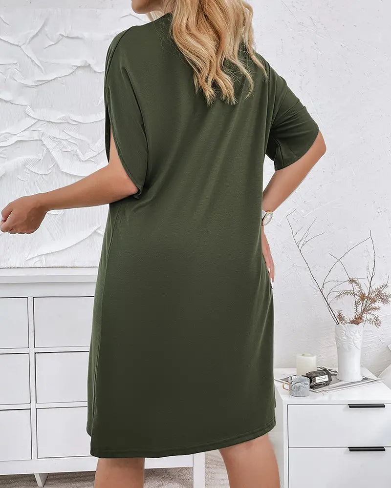 Drune  - Lässig schickes Minikleid mit V-Ausschnitt in Olivgrün | Vielseitiges V-Ausschnitt Minikleid für jeden Anlass