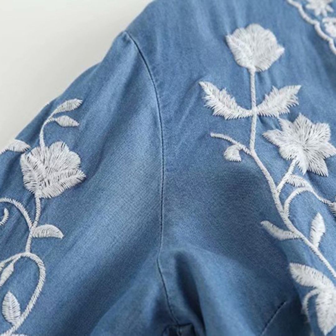 Drune | Bestickte Blumenbluse mit Knopfleiste