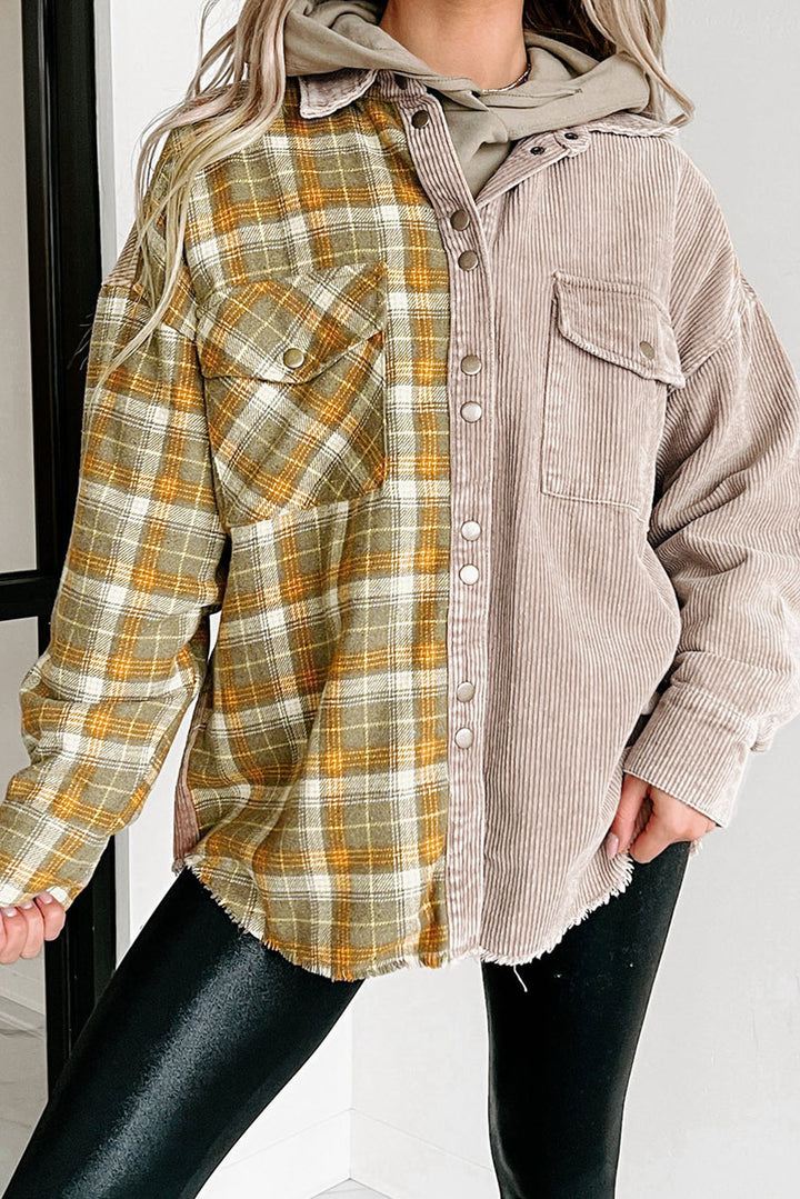 Drune | Zweiseitige Hemdjacke Karomuster und Corddesign Stil und Komfort