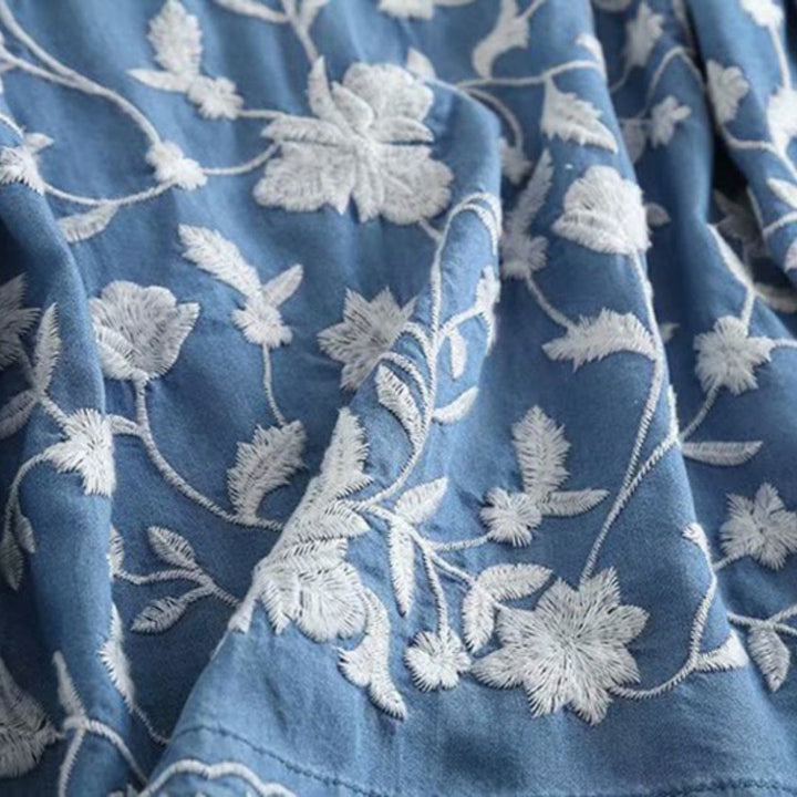 Drune | Bestickte Blumenbluse mit Knopfleiste