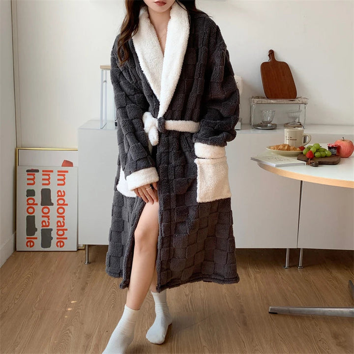 Drune | Lässiger Herbst Flanell Bademantel für Frauen