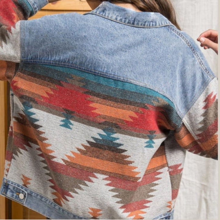 Drune | Jeansjacke mit Aztekenmuster
