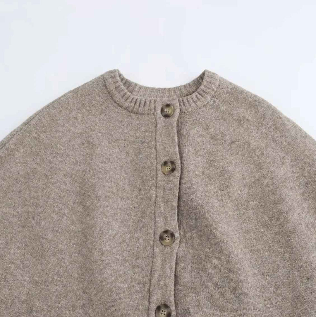 Drune | Elegantes Knopf-Cape