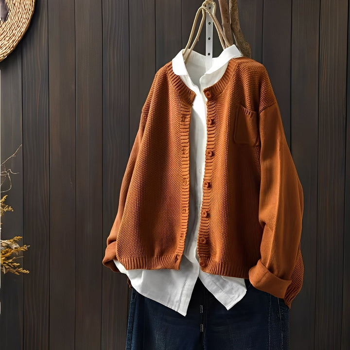 Drune | Klassische, locker sitzende Strickjacke für Frauen