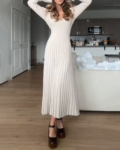 Drune | Rippkleid mit V-Ausschnitt