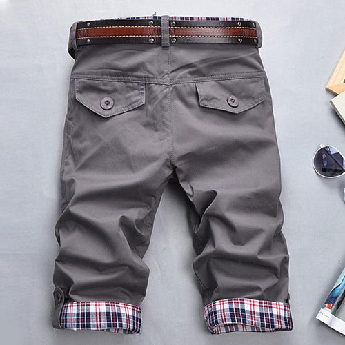 Drune – Hochwertige Shorts mit Gürtel und Karomuster