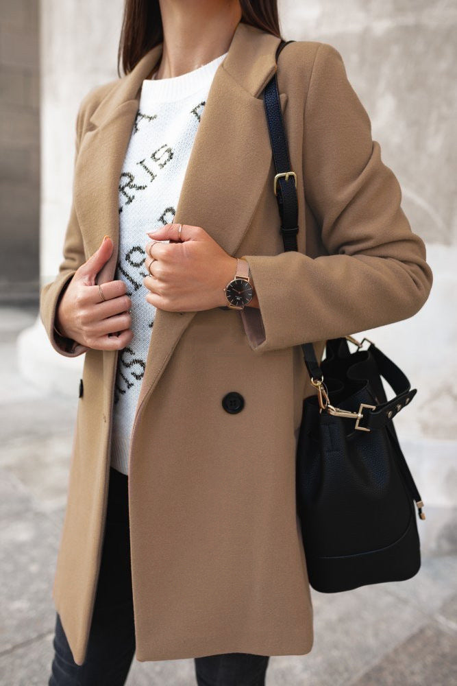 Drune | Klassische Rollkragenjacke für Frauen