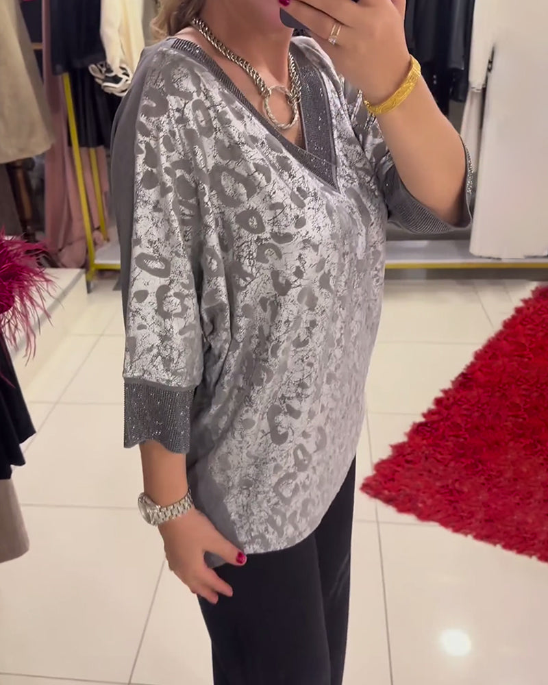 Drune | Lässige Bedruckte Bluse mit V-Ausschnitt