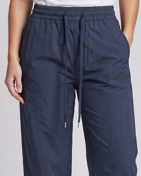 Damen Bequeme und stylische Freizeit-Hose Drune