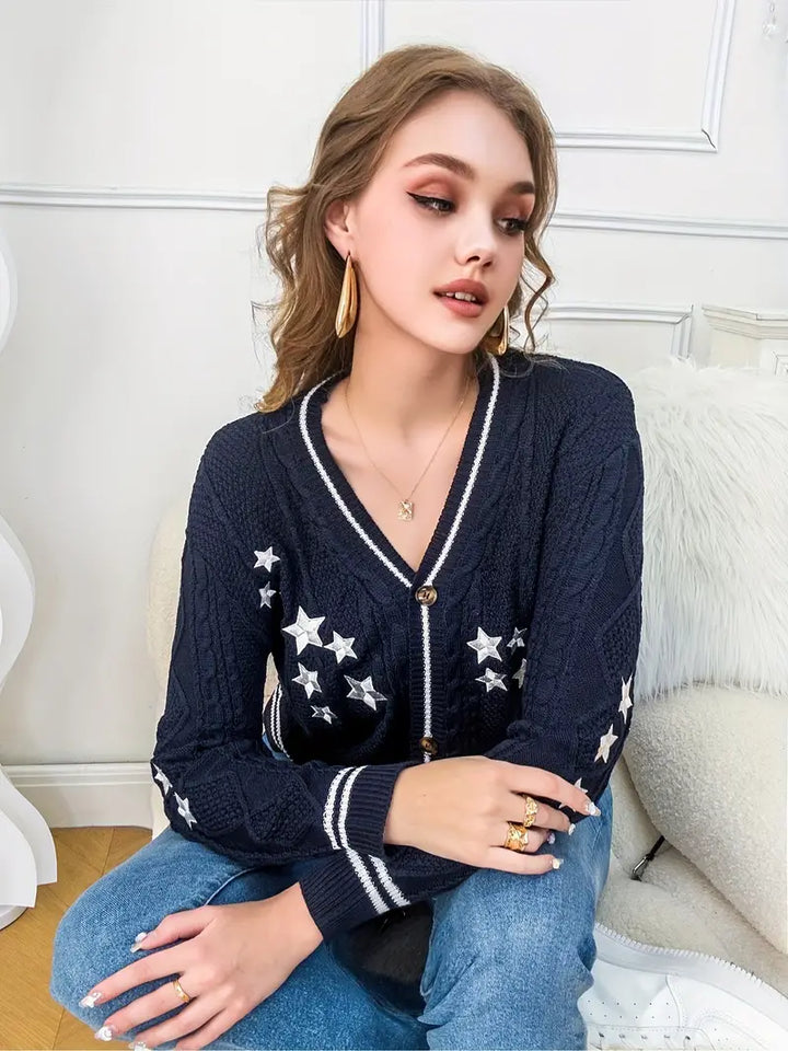 Drune | Strickjacke mit Knopfleiste und Sternenmuster