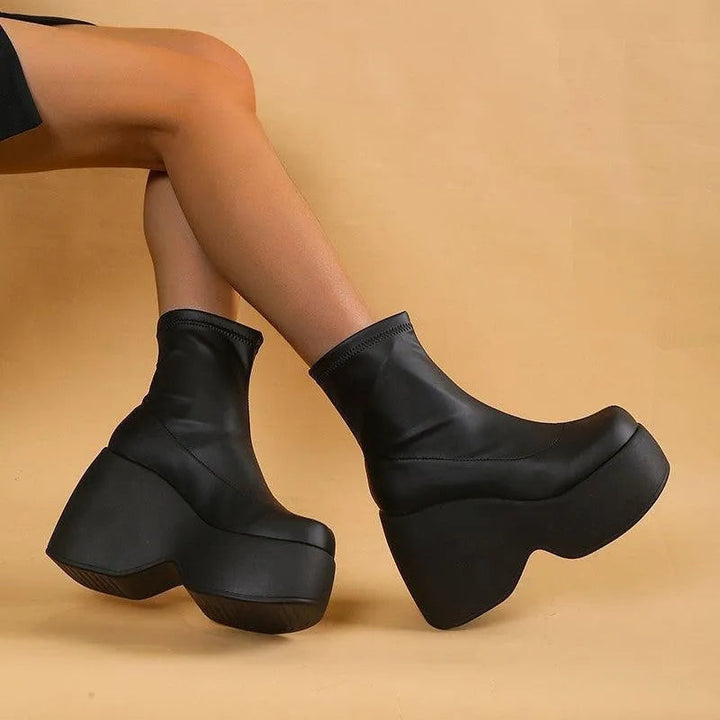 Drune | Chelsea boot with elastic wedge heel made of leather