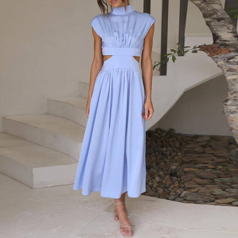 Drune - Midi-Kleid mit Cut-Outs und Plissee