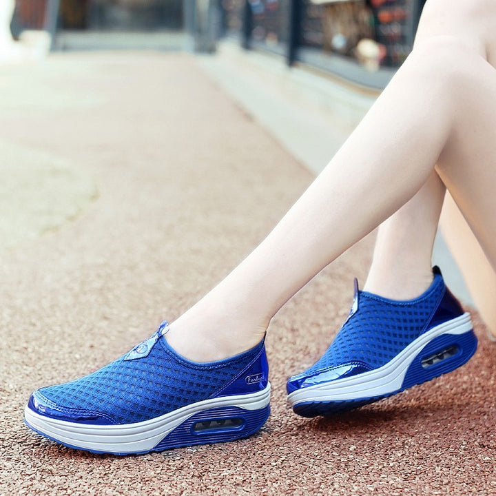 Damen nan komfortabler Schlupf-Keil-Sneaker mit luftgefedertem Plateau und atmungsaktivem Wabenmesh Drune