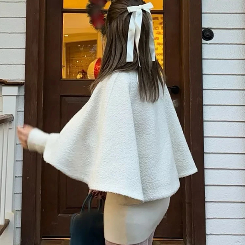 Drune | High Neck Cape Mantel Elegante a Linien Swing Jacke