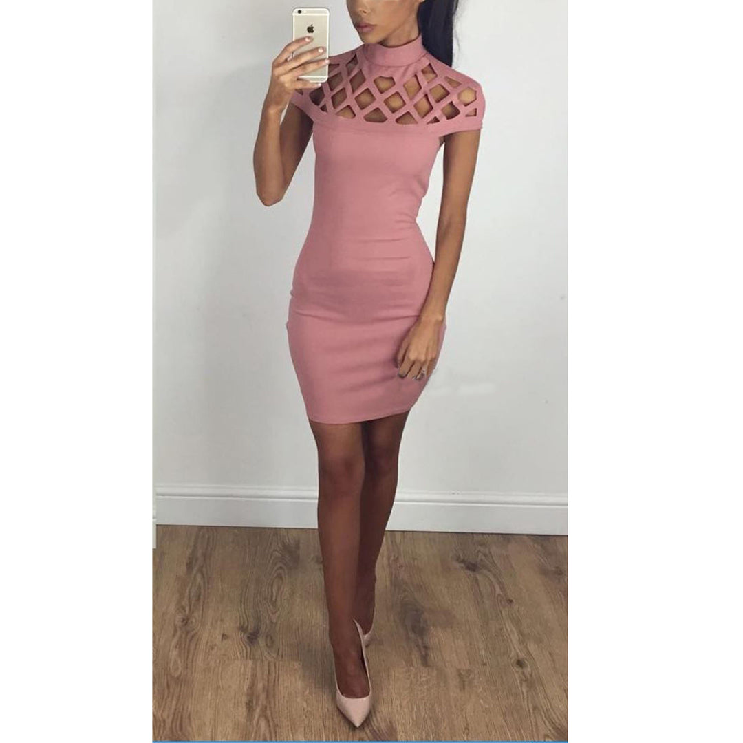 Damen Figurbetontes Minikleid mit kunstvollem Cut-Out-Design und hohem Kragen Drune