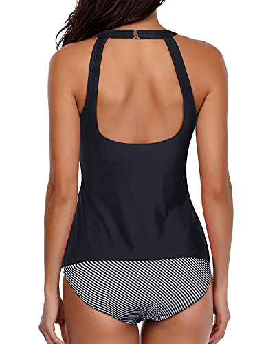 Drune | Figurformender Schwarzer Tief Ausgeschnittener Tankini Mit Gestreiften Shorts