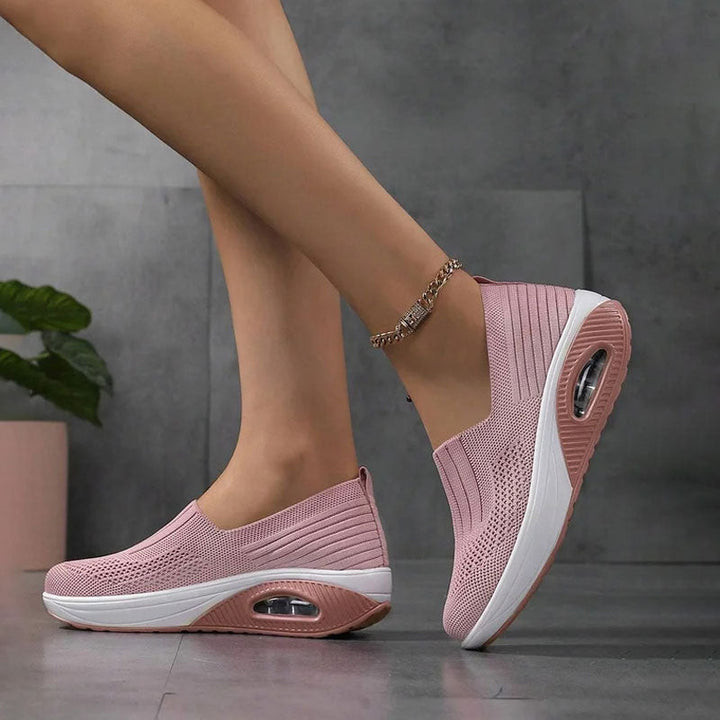 Drune | Atmungsaktive Slip on Sneaker Mit Ergonomischer Sohle Für Damen