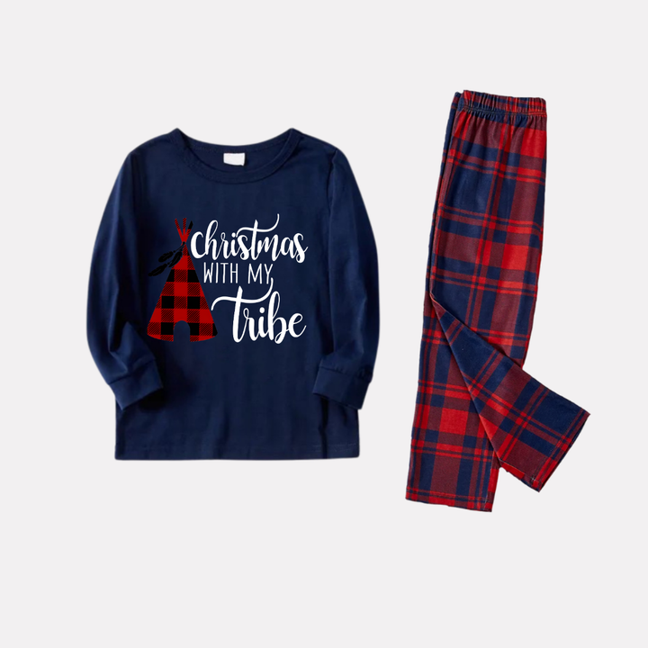 Drune | Weihnachtsröhre und Buchstabendruck Blau Langarmoberteil mit Rot & Blau Karo Familienset Pyjamas