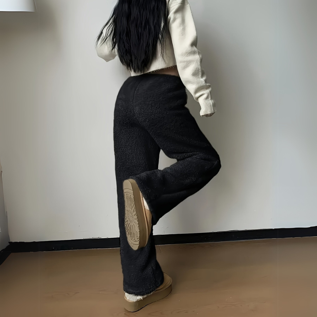 Drune | Bequeme Stoffhose für Damen