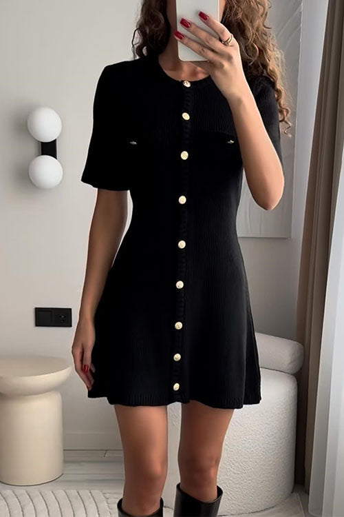 Drune | Rosiedress Kurzarm Knopfverschluss Mini Strickkleid
