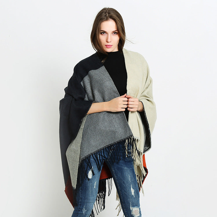 Damen Wendbarer Capeponcho im Blockstreifen-Look mit Fransen Drune